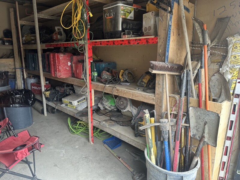 3014 - StorageMart Trethewey Dr Toronto  auction IB-3385