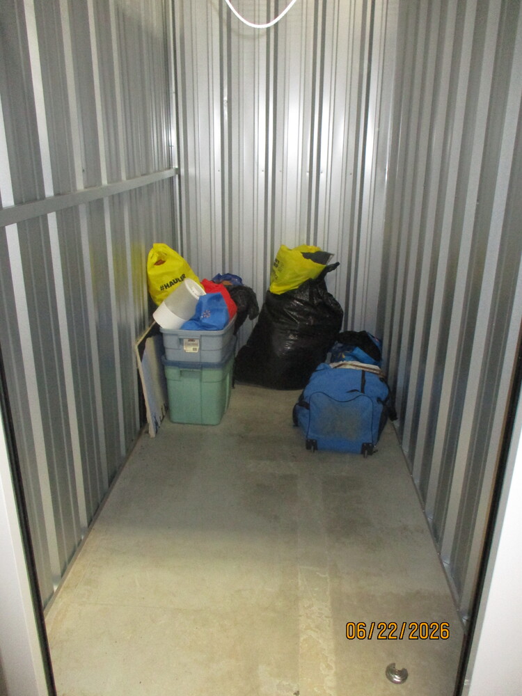 3205 - StorageMart 1st Ave N & Duke St   auction IB-4966 40