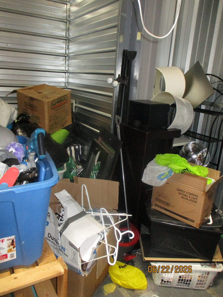 3205 - StorageMart 1st Ave N & Duke St   auction IB-6384 20