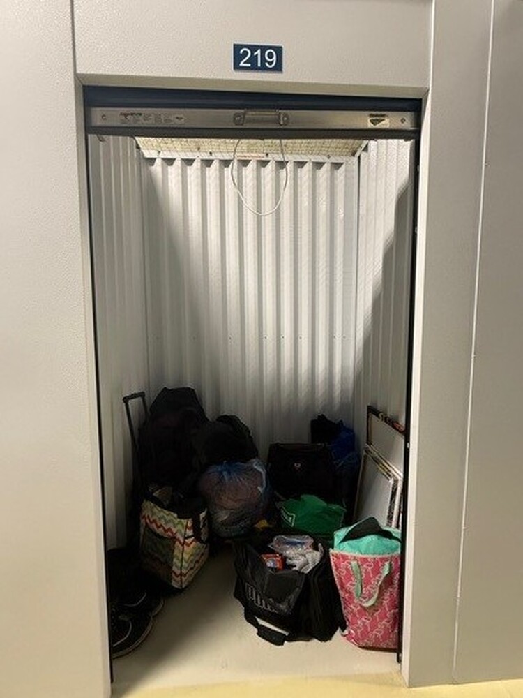 CityBox Storage  auction IB-8372