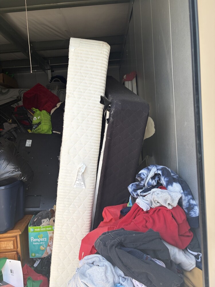3004 - StorageMart St Thomas  auction IB-9743 10