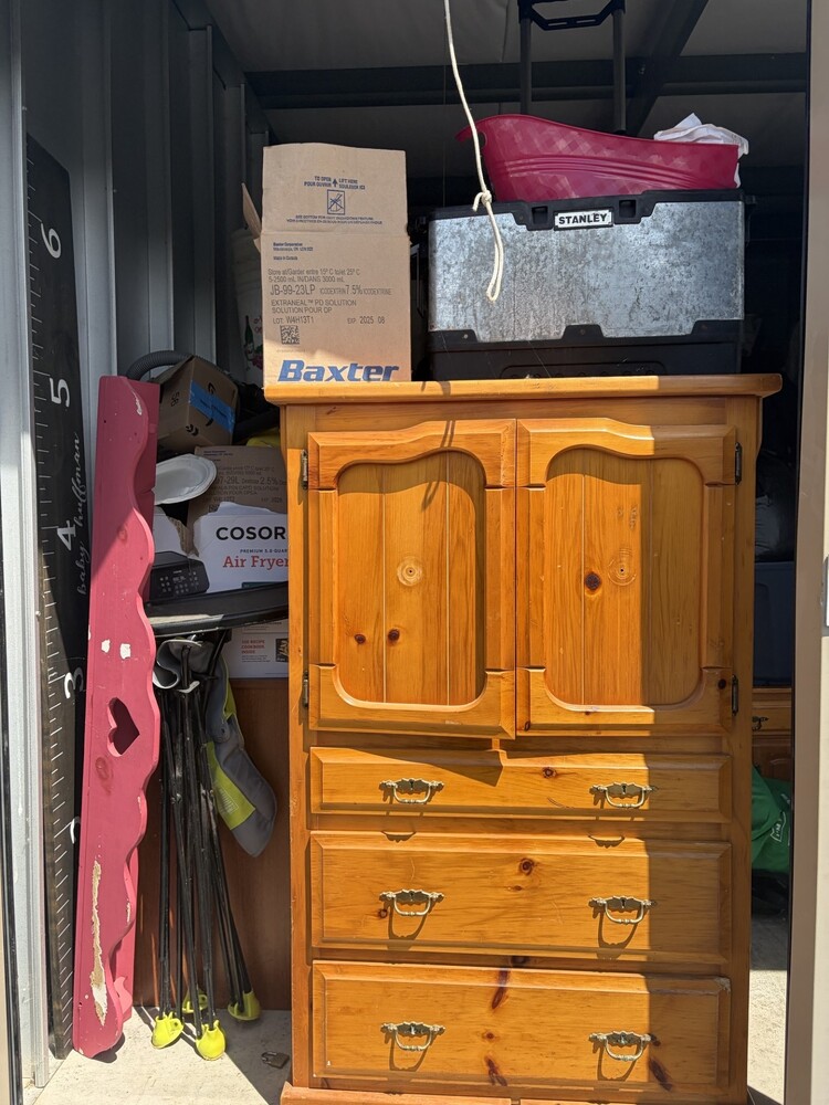 3004 - StorageMart St Thomas  auction IB-9743 20