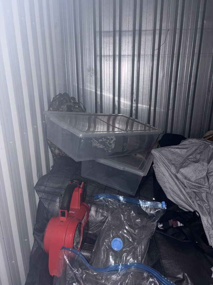 3004 - StorageMart St Thomas  auction IB-2659 10