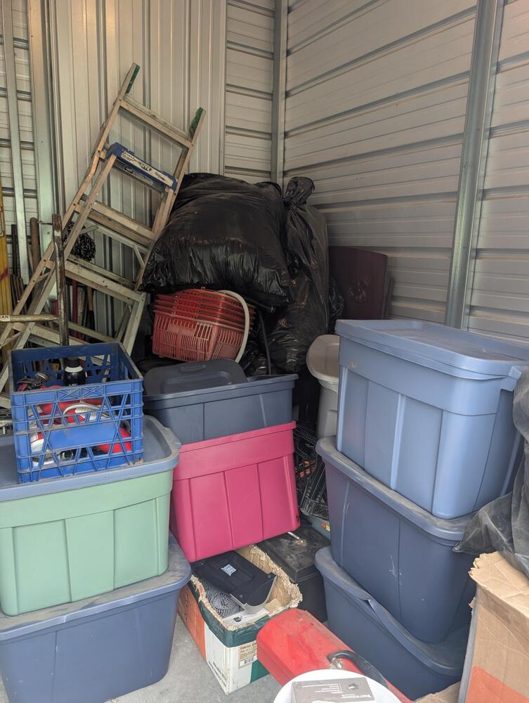 2552 - StorageMart Winterburn RD and 115 Ave  auction IB-4691 10