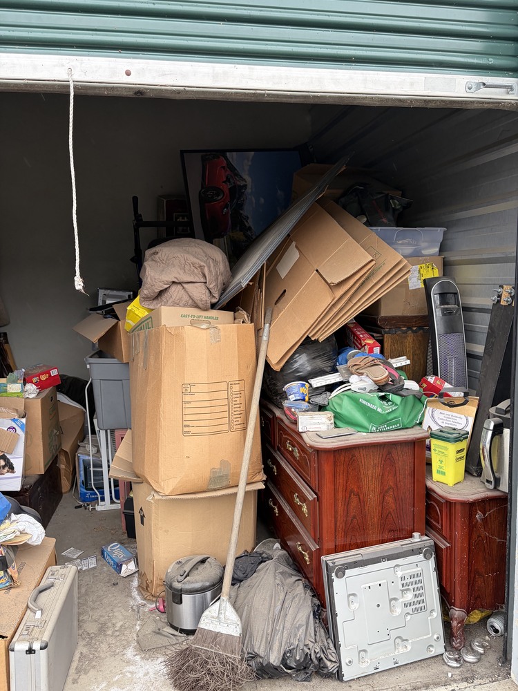 3307-StorageMart 52nd and Peigan Trail  auction IB-6253 40