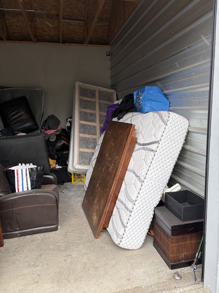 3307-StorageMart 52nd and Peigan Trail  auction IB-9845 30