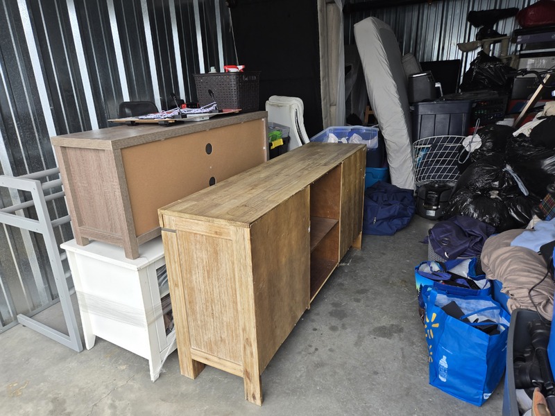 3304 - StorageMart 40th Street  auction IB-8229