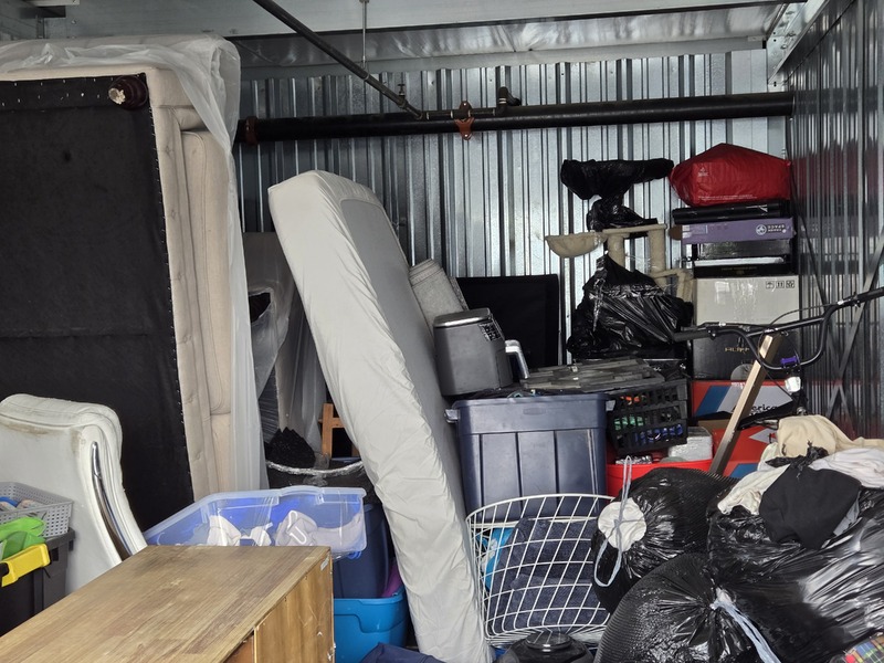 3304 - StorageMart 40th Street  auction IB-8229 10