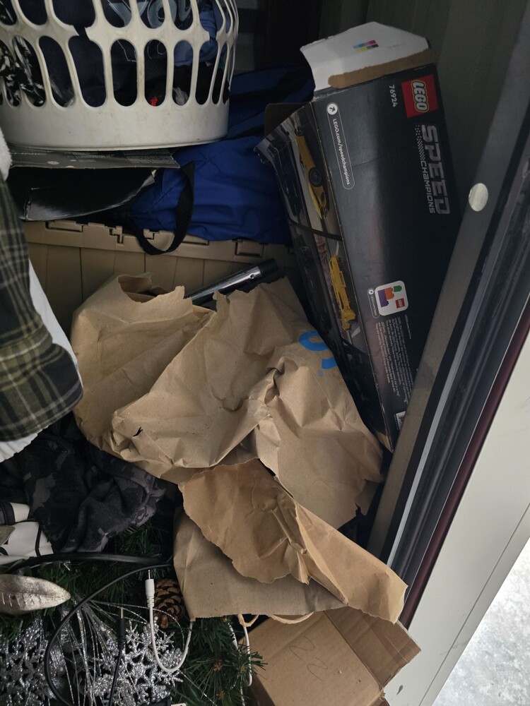 3003 -StorageMart  Adelaide St  auction IB-3380 90
