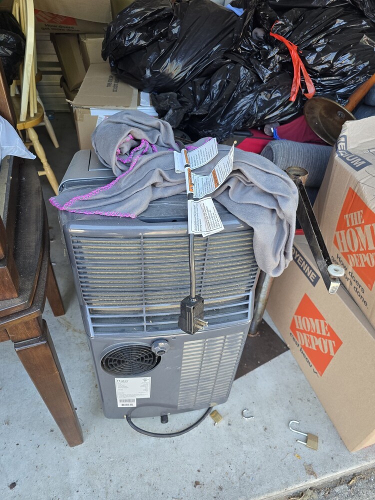 3003 -StorageMart  Adelaide St  auction IB-7674 90