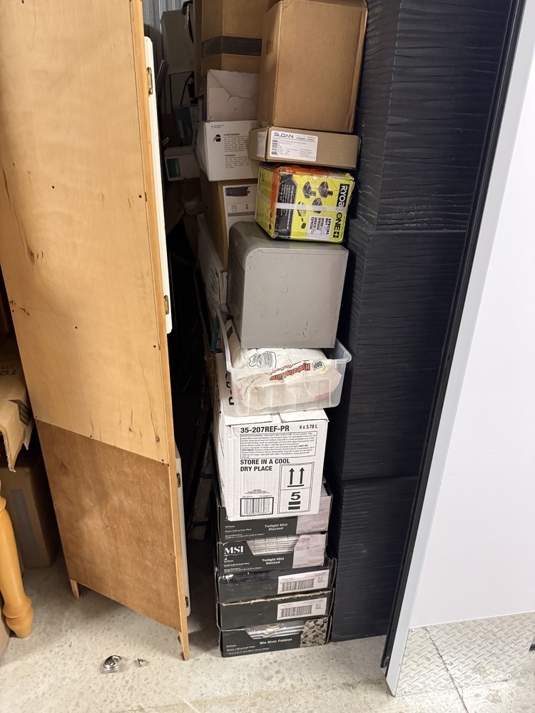 3019 - StorageMart 345 Danforth Road  auction IB-4042 40