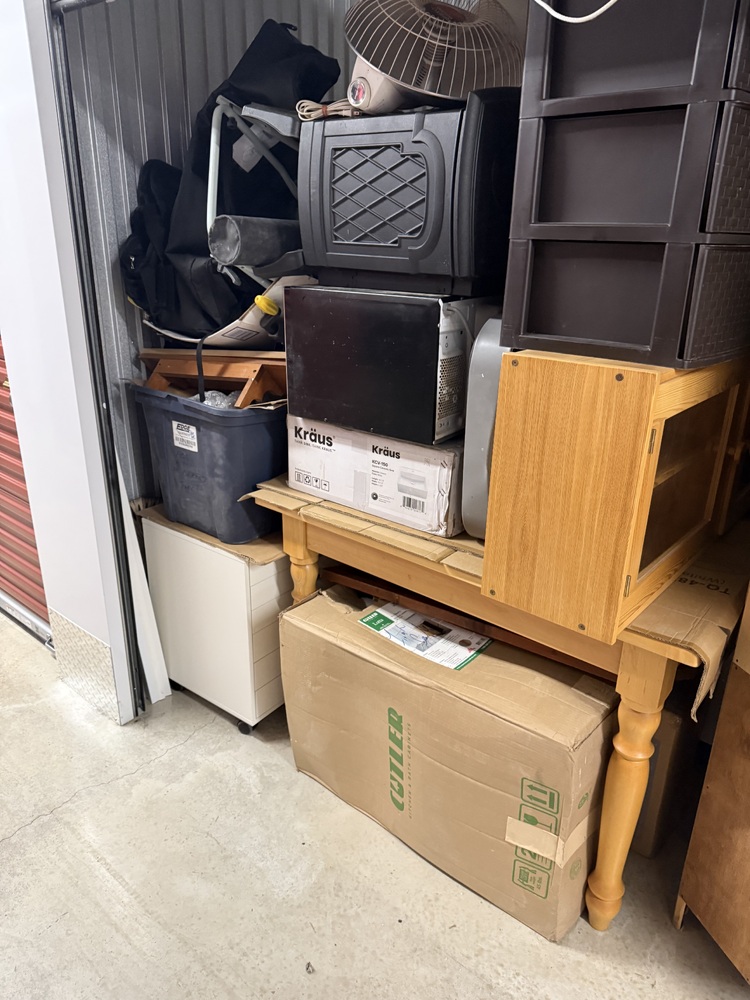 3019 - StorageMart 345 Danforth Road  auction IB-4042 50