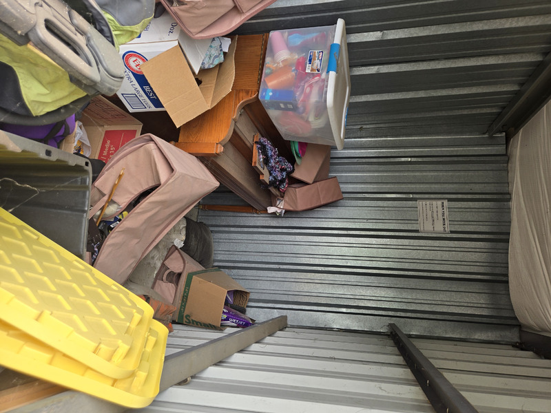 1-800-Self-Storage.com of Grand Blanc  auction IB-6996 20