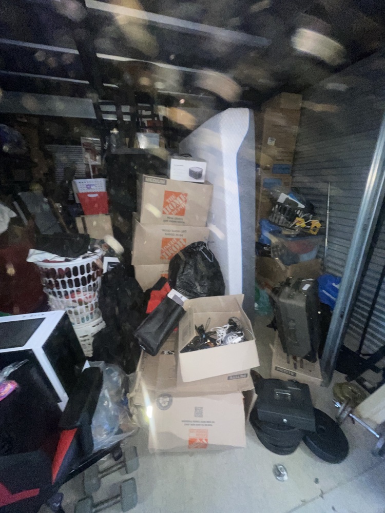 3031 - StorageMart Sheppard Ave Scarborough  auction IB-7046