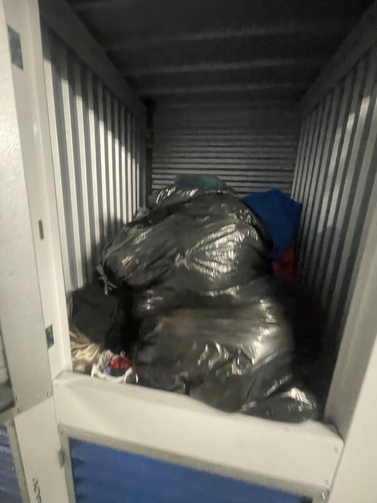 3031 - StorageMart Sheppard Ave Scarborough  auction IB-8954
