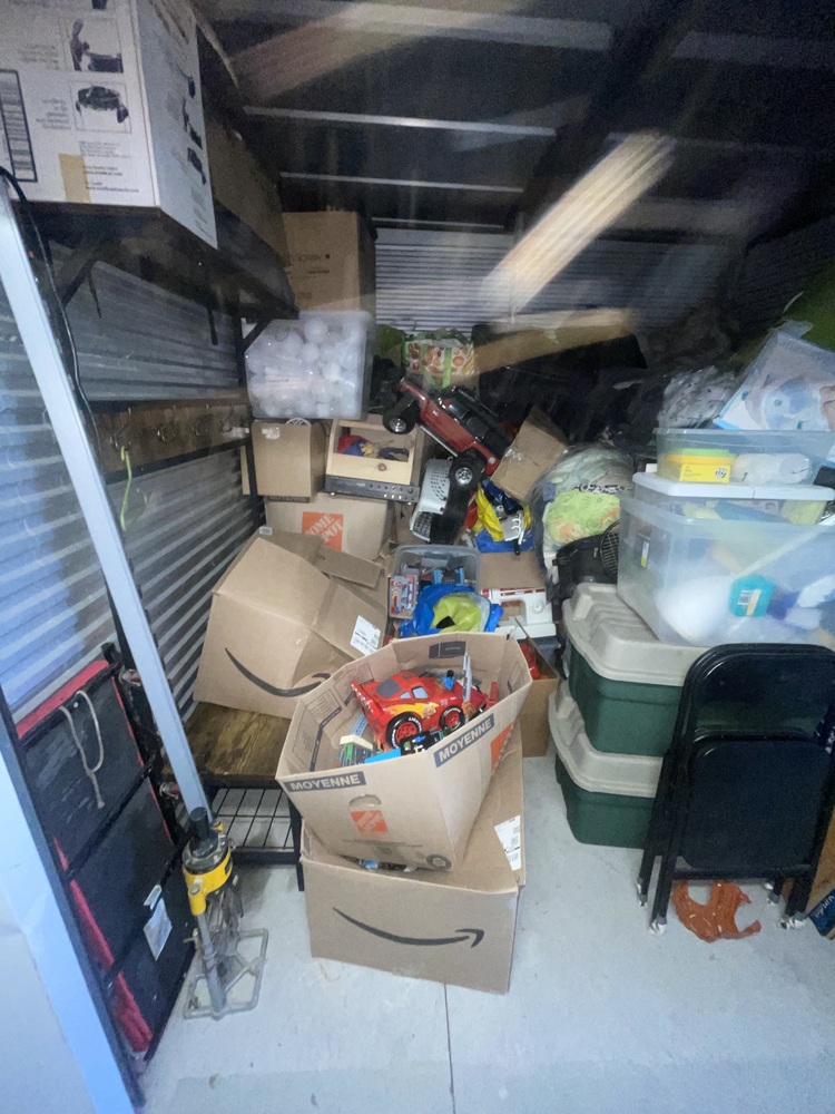3031 - StorageMart Sheppard Ave Scarborough  auction IB-8409