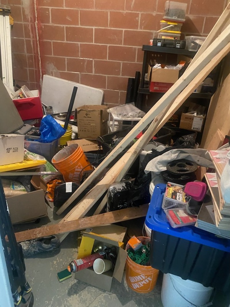 3033 -StorageMart  Pickering   auction IB-5657 20
