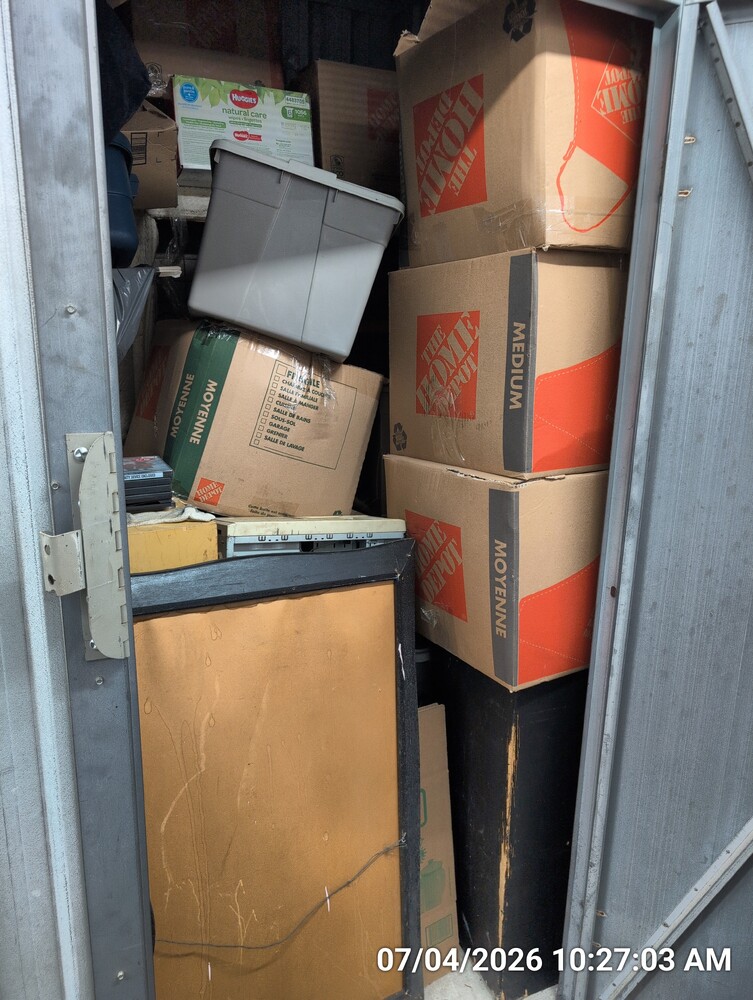 Storage of Hamilton  auction IB-4142 40