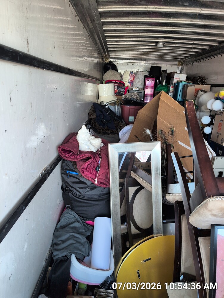 Storage of Welland Ave  auction IB-9550 10
