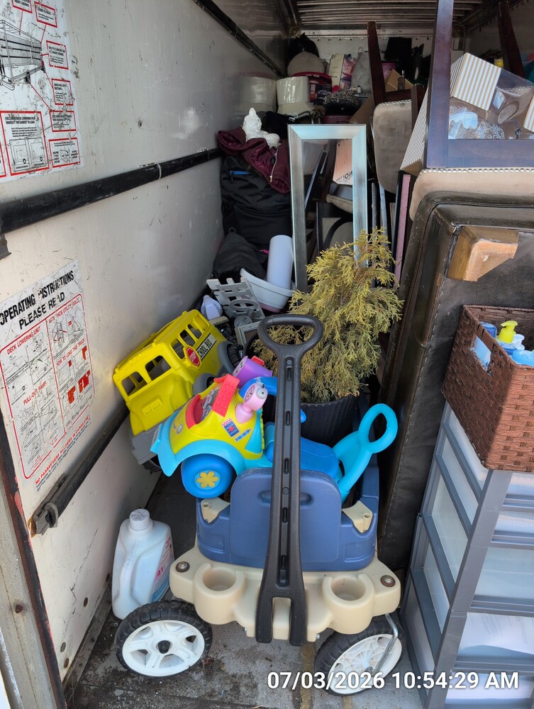 Storage of Welland Ave  auction IB-9550 20