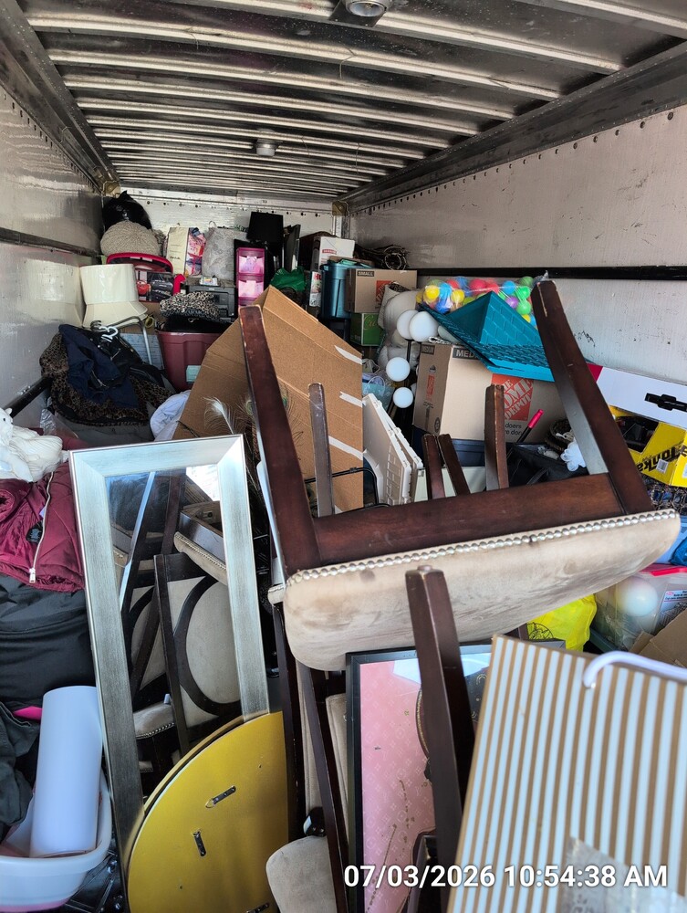 Storage of Welland Ave  auction IB-9550 50