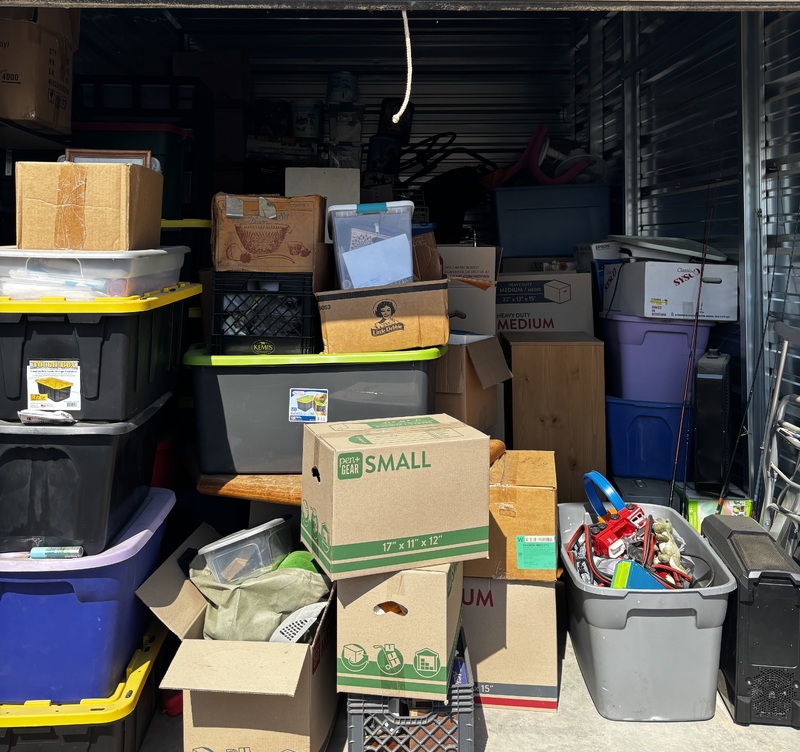 Bradley Storage  auction IB-5220