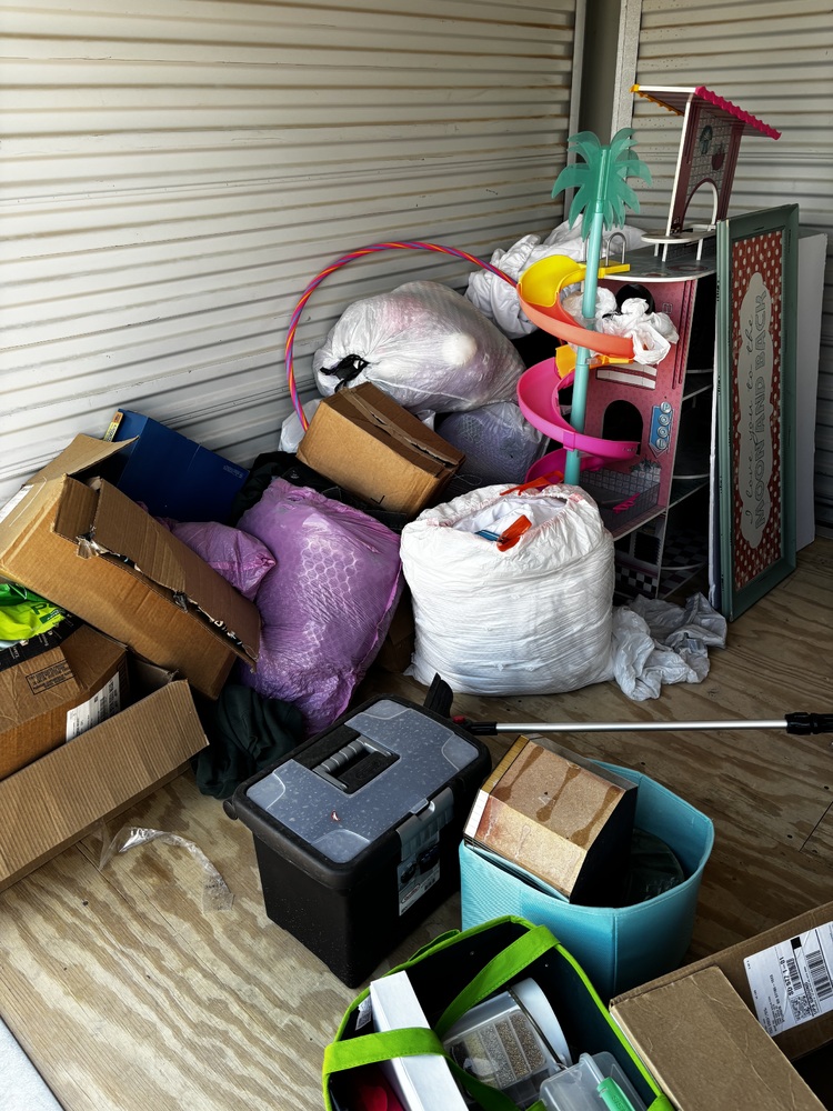 Bradley Storage  auction IB-3693 10
