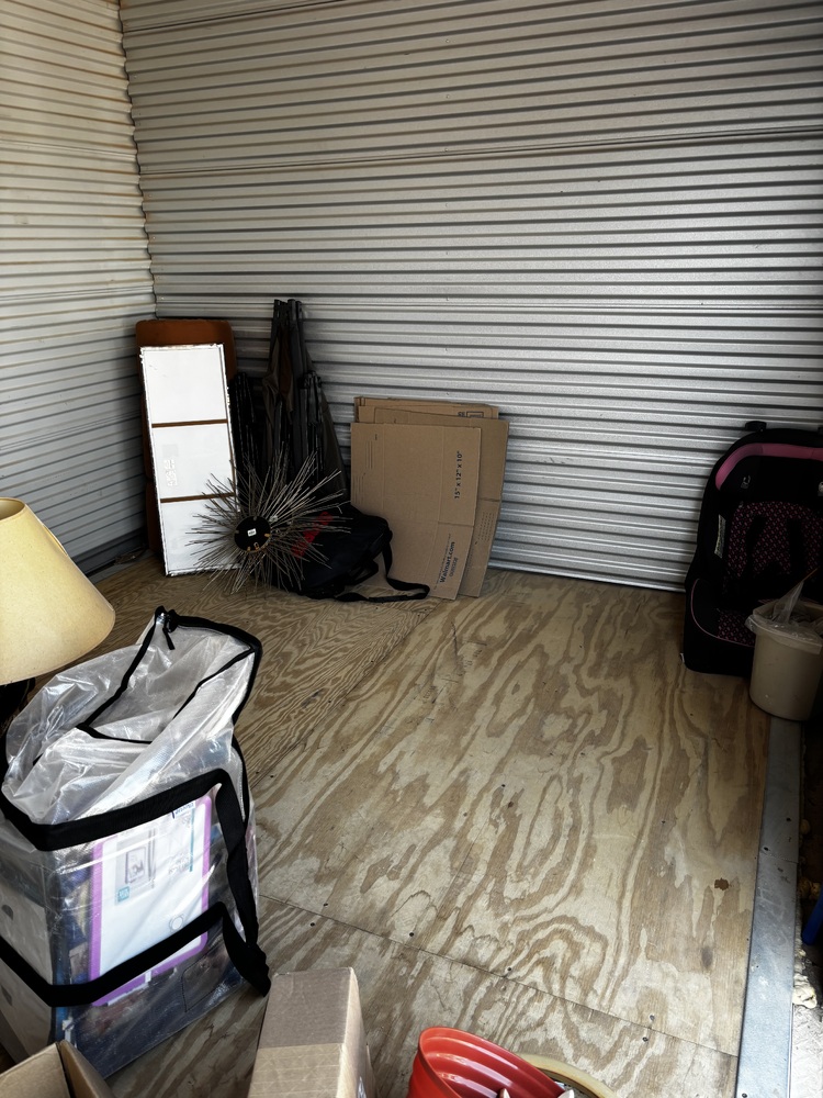 Bradley Storage  auction IB-3693 20