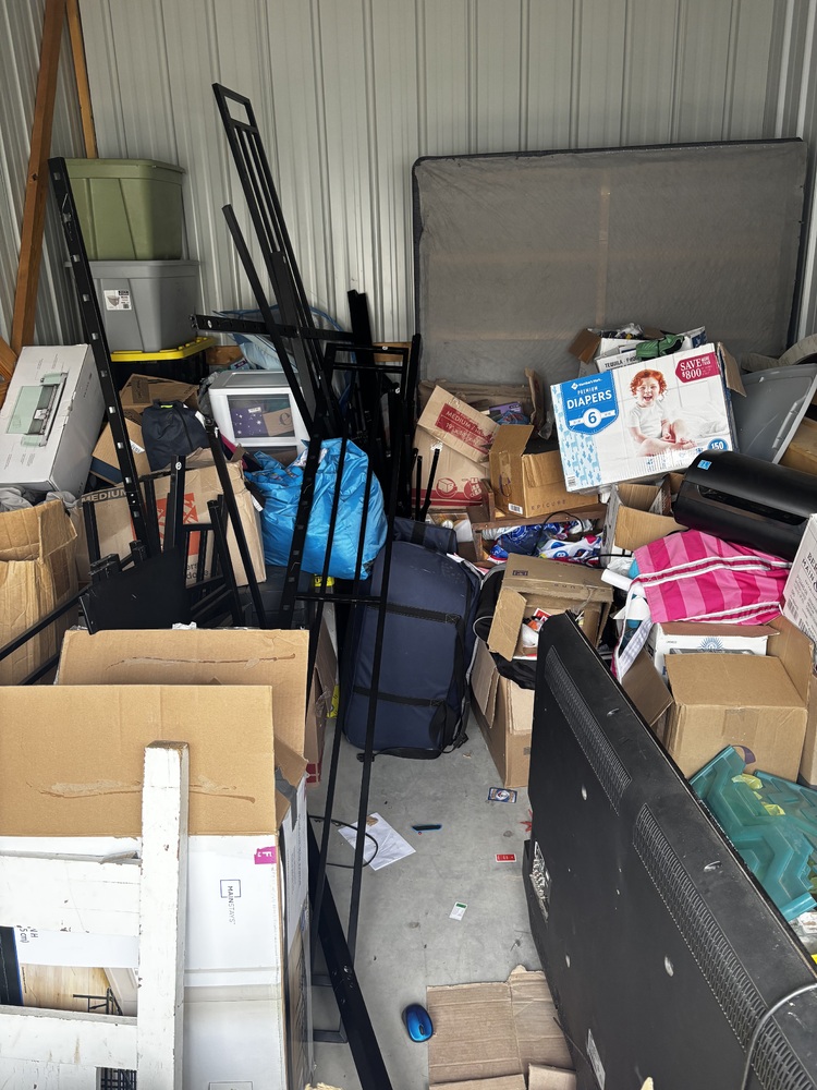 Clutter Busters Storage  auction IB-6947 20