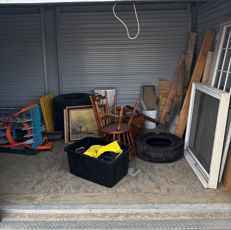 Clutter Busters Storage  auction IB-3156