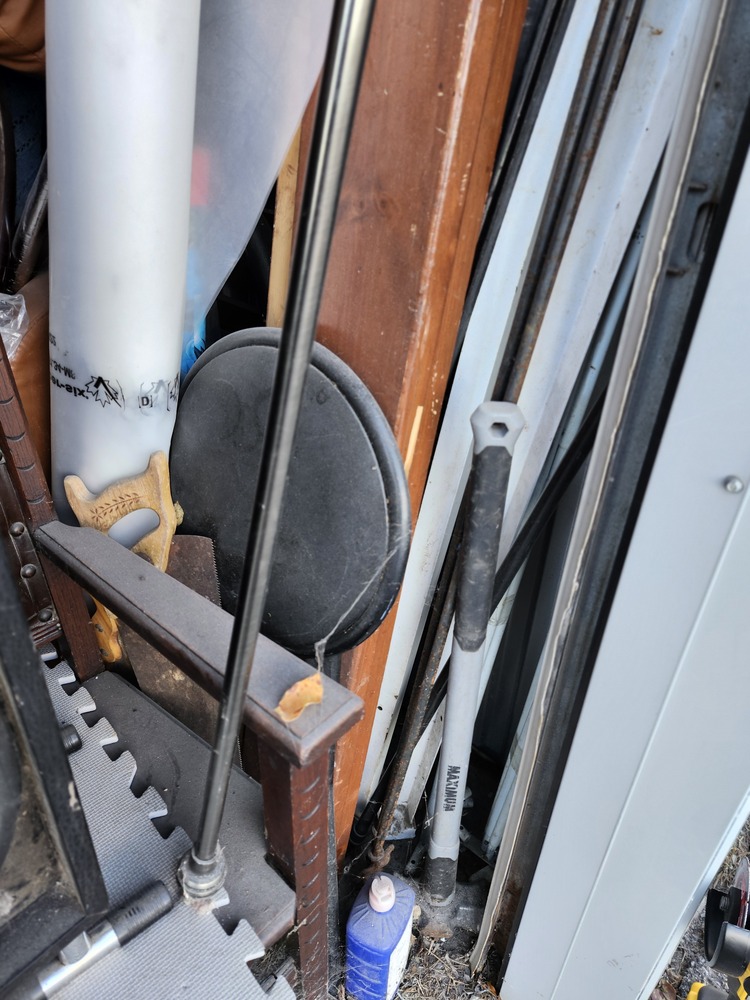 3030 -StorageMart  Kennedy Rd Scarborough  auction IB-1108
