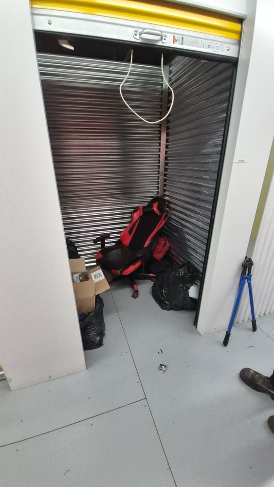 XYZ Storage - Laird  auction IB-7073