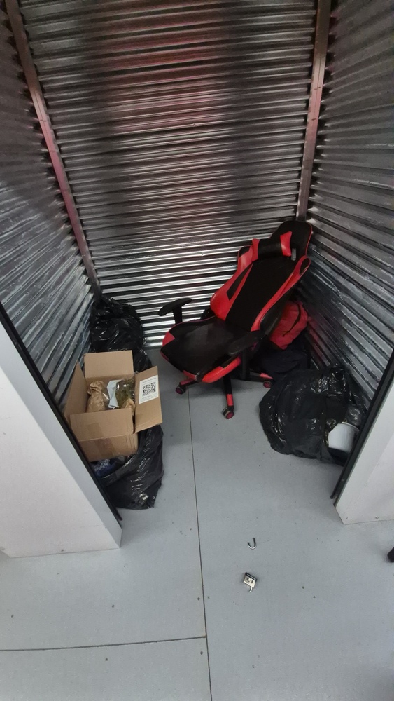 XYZ Storage - Laird  auction IB-7073 10
