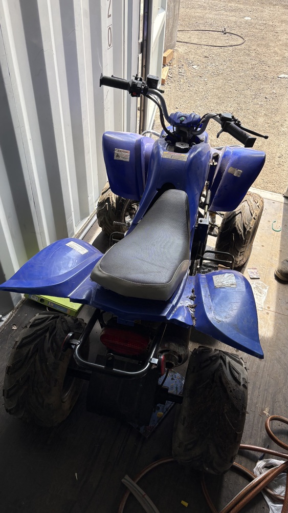 Secure-Rite Mobile Storage - Surrey Yard  auction IB-6094 60