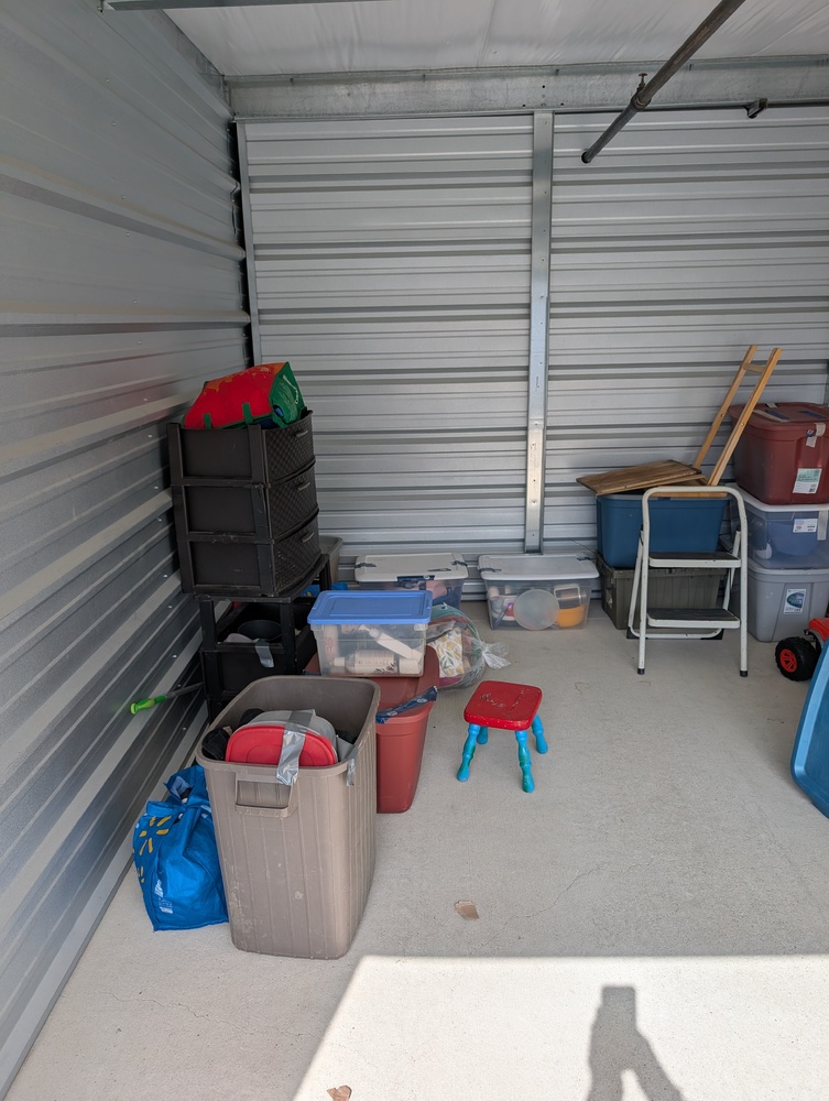 3303 -StorageMart  2nd Ave South  auction IB-5527 10