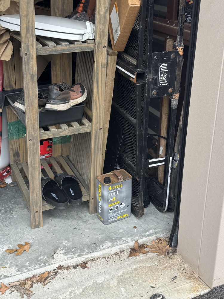 Advantage Self Storage- Tiverton  auction IB-3506 30