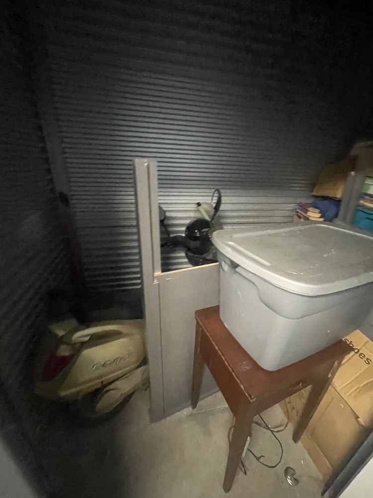 3031 - StorageMart Sheppard Ave Scarborough  auction IB-5585 10