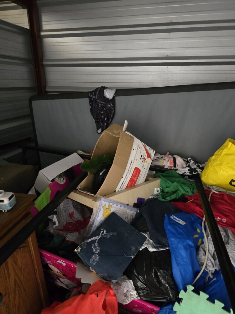 3003 -StorageMart  Adelaide St  auction IB-8677 10