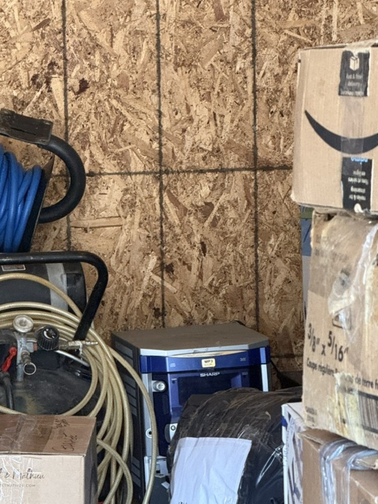 Montreal Mini-Storage - Val-Morin  auction IB-9694 50