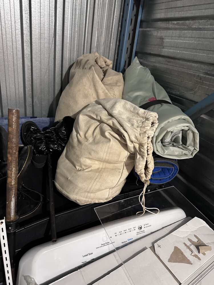 3106 - StorageMart St-Hubert  auction IB-2329 30