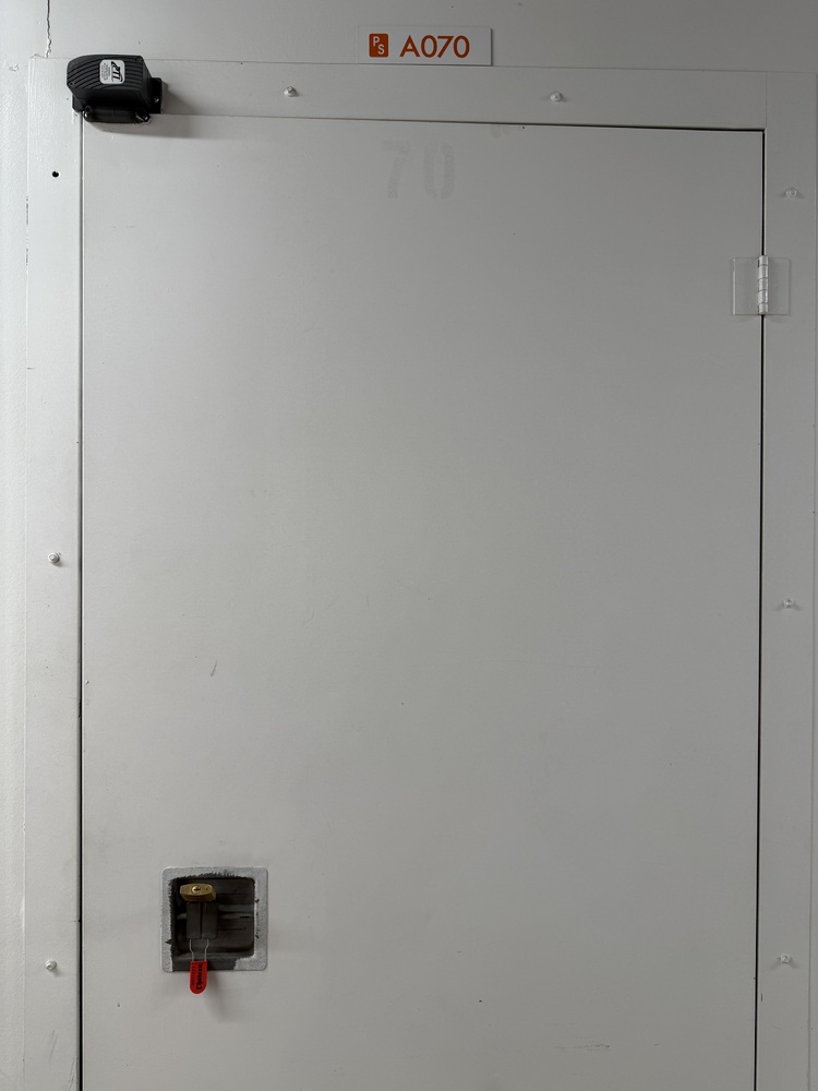 Public Storage P0020 -Vine Ave  auction IB-3368 10