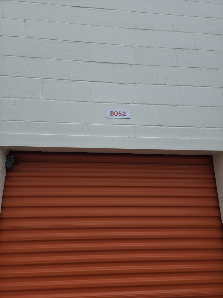 Public Storage P0013 -Hobson Ave   auction IB-4205 10