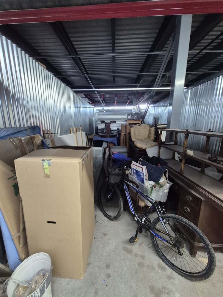 XYZ Storage - Laird  auction IB-9892 30