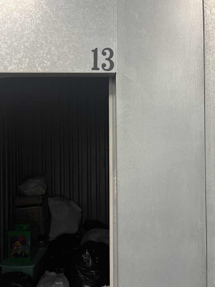 1-800 Stow & Go Self Storage  auction IB-4973