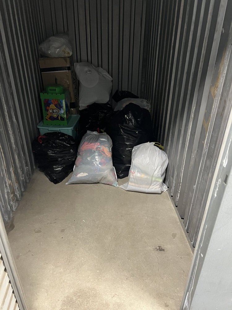 1-800 Stow & Go Self Storage  auction IB-4973 10