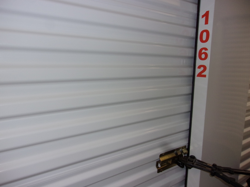 1-800-Self-Storage (8 Mile)  auction IB-4864