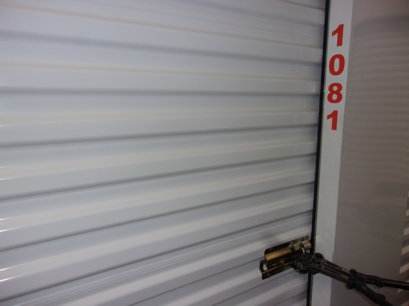 1-800-Self-Storage (8 Mile)  auction IB-8232