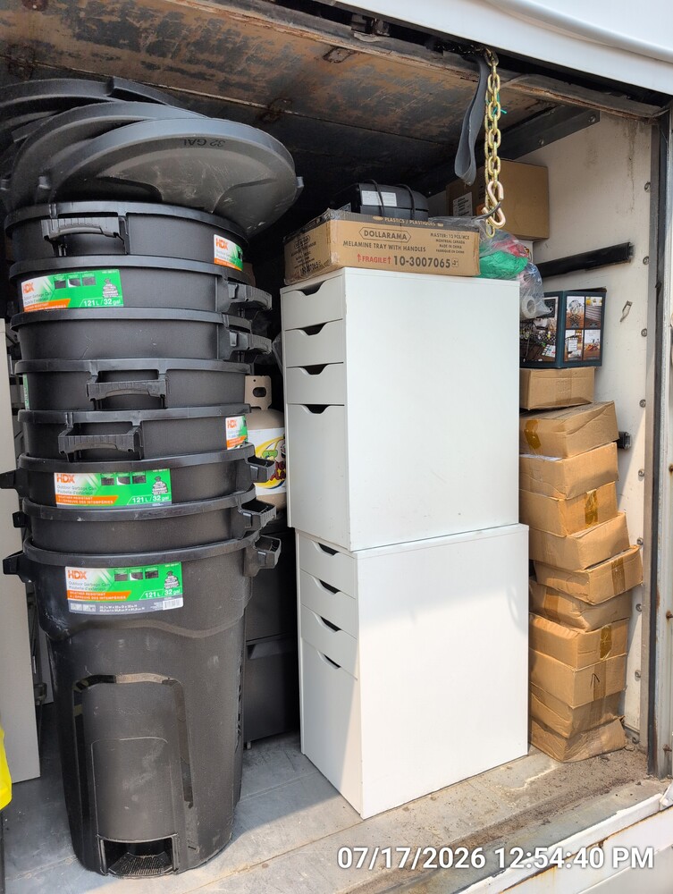 Storage of Barton St  auction IB-9083 30