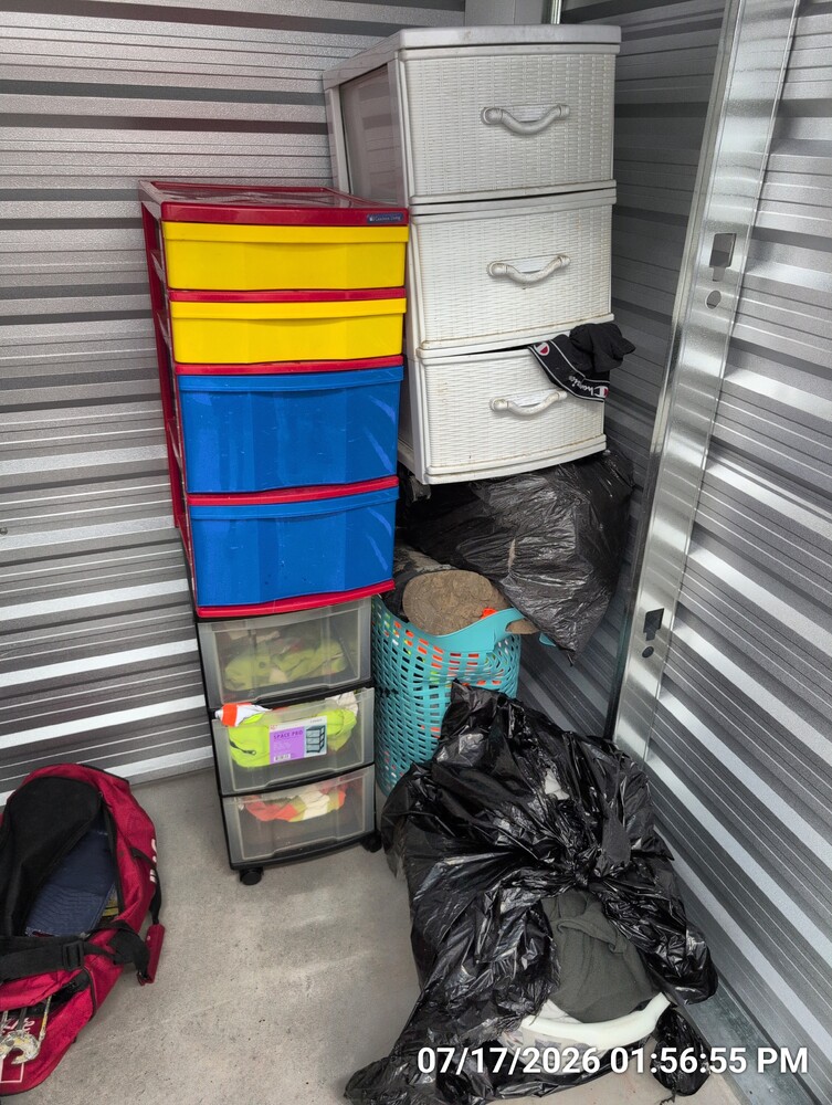 Storage of Barton St  auction IB-1153 20