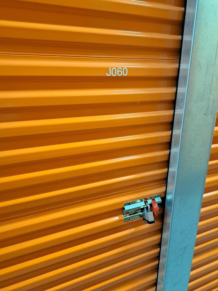 Montreal Mini-Storage - Jarry  auction IB-5706 30